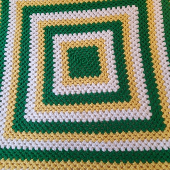 Homemade Crocheted Square Afghan Throw/Blanket Vintage Cottagecore 60" x 60" - Picture 2 of 5